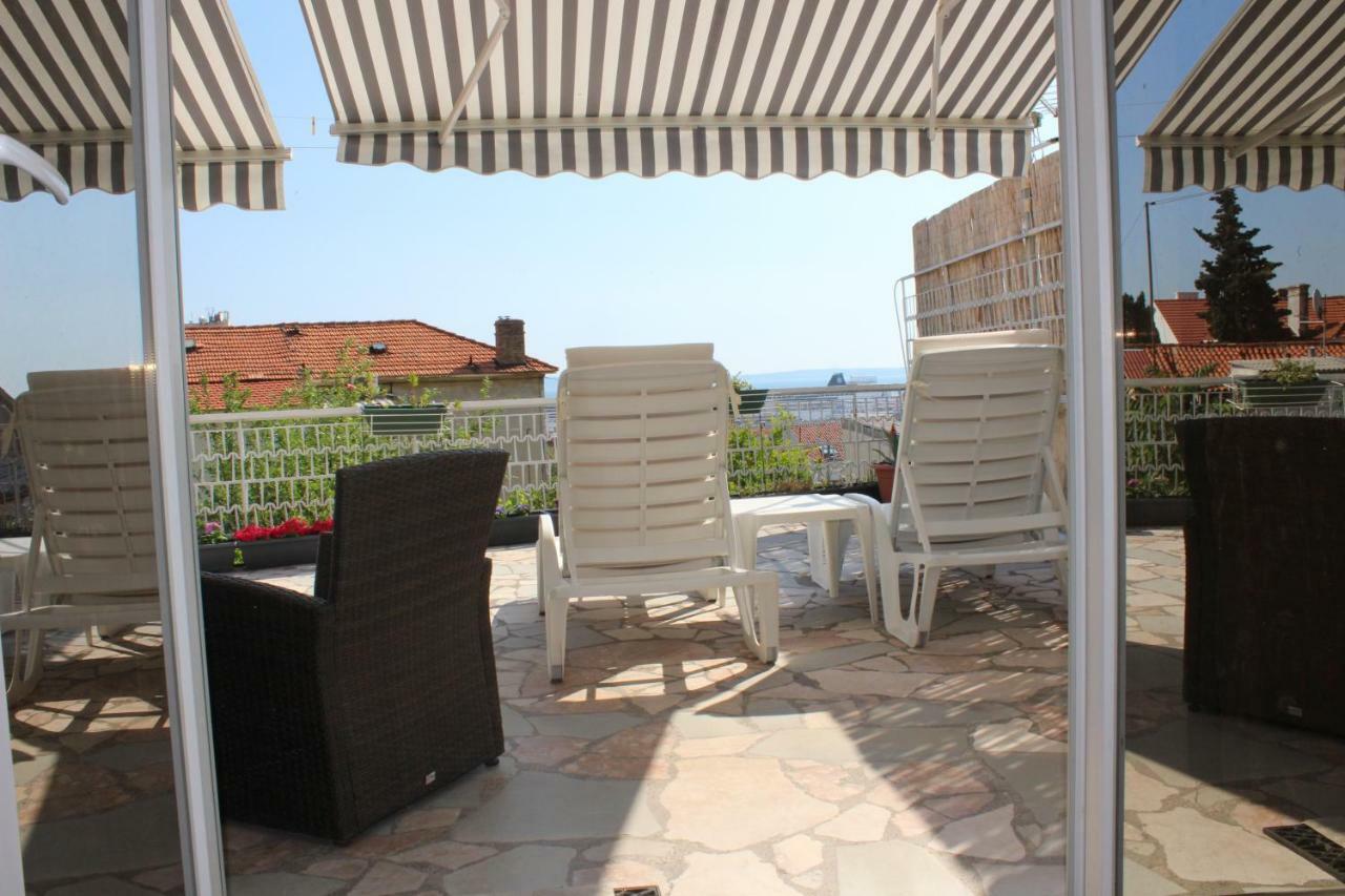 Apartments Bruno Сплит Экстерьер фото