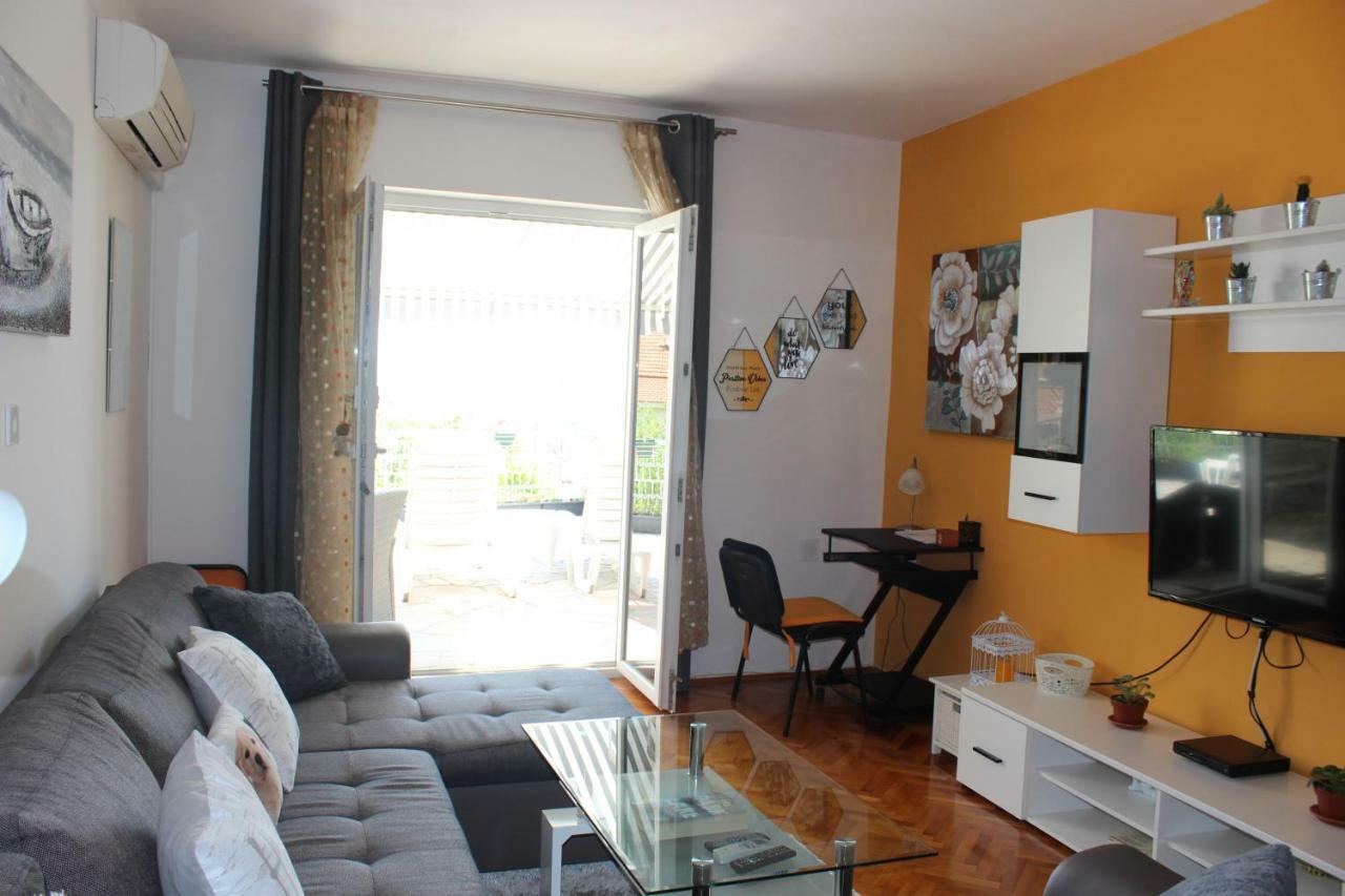 Apartments Bruno Сплит Экстерьер фото